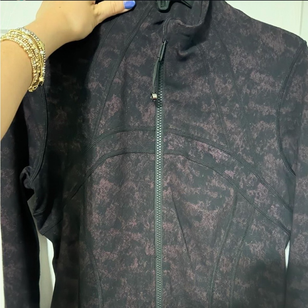 LULULEMON DEFINE JACKET